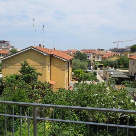 La Baia Di Lori Apartment Pesaro Ngoại thất bức ảnh