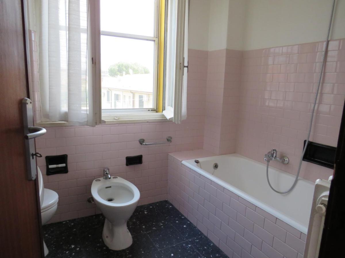 La Baia Di Lori Apartment Pesaro Ngoại thất bức ảnh